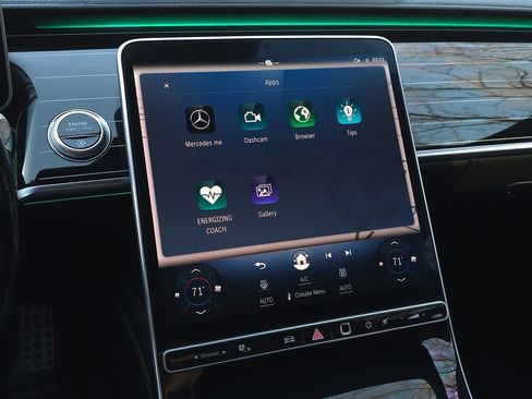 Used 2021 Mercedes-Benz S 580 4MATIC Sedan image 45