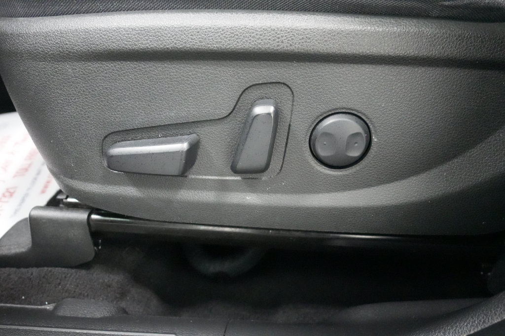 Used 2023 Hyundai Santa Fe SEL AWD/4WD image 15