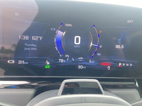 Used 2025 Chevrolet Silverado EV RST AWD/4WD image 82
