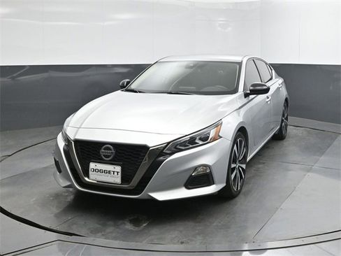 Used 2022 Nissan Altima 2.5 SR image 30