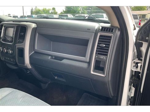 Used 2017 RAM 2500 Tradesman w/ Popular Equipment Group AWD/4WD image 17