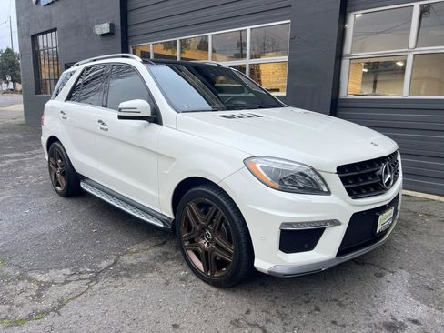 Used 2015 Mercedes-Benz ML 63 AMG 4MATIC image 8
