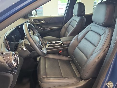 Used 2025 Chevrolet Equinox LT w/ Convenience Package II AWD/4WD image 14