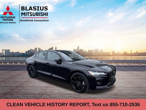 Used 2024 Volvo S60 B5 Plus image 3