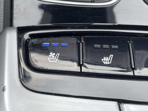 Used 2023 Hyundai Santa Cruz Limited AWD/4WD image 32