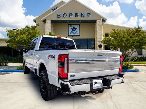 Used 2024 Ford F250 Platinum w/ FX4 Off-Road Package AWD/4WD image 3