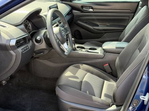 Used 2020 Nissan Altima 2.5 S FWD image 15