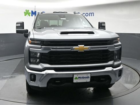 New 2026 Chevrolet Silverado 2500 LT w/ Convenience Package AWD/4WD image 5