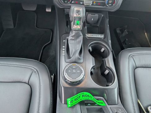 New 2026 Ford Bronco Outer Banks AWD/4WD image 15