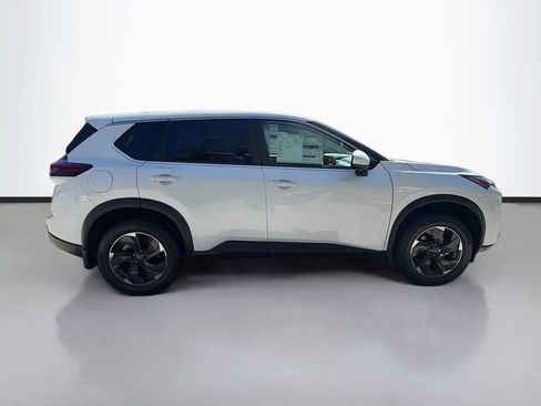 New 2026 Nissan Rogue SV w/ Cold Weather Package image 9