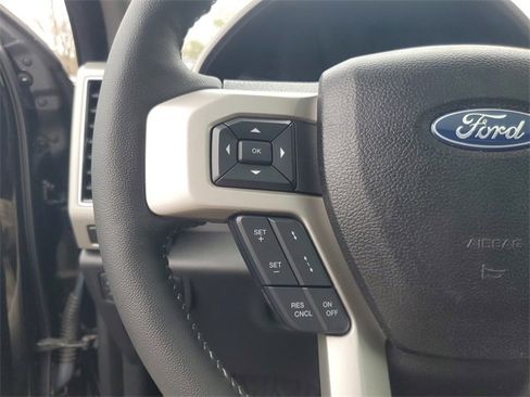 Used 2018 Ford F250 Lariat w/ Lariat Ultimate Package image 19