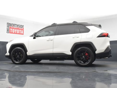 Used 2020 Toyota RAV4 XLE w/ XLE Grade Weather Package AWD/4WD image 27