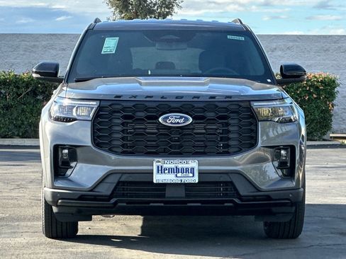 New 2026 Ford Explorer ST-Line w/ Premium Package image 9