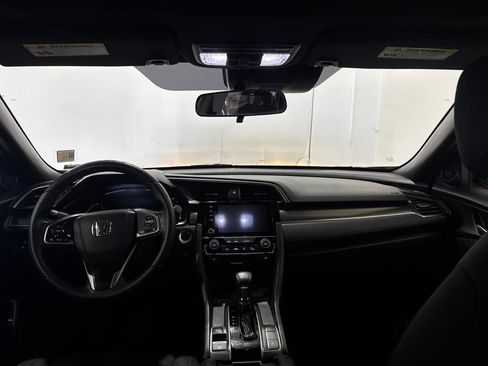 Used 2019 Honda Civic EX image 3