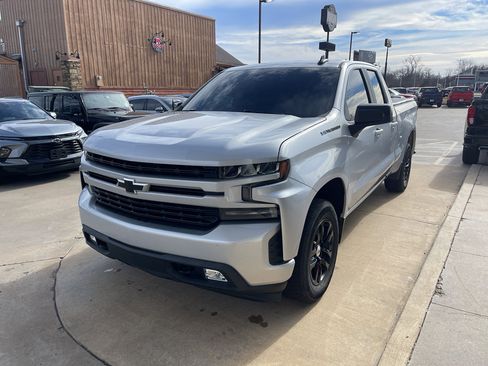 Used 2019 Chevrolet Silverado 1500 RST w/ All-Star Edition image 2