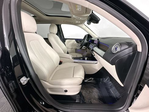 Used 2026 Mercedes-Benz GLB 250 image 28