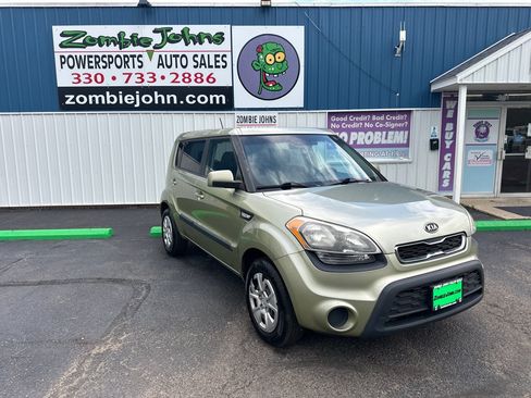 Used 2012 Kia Soul FWD image 1