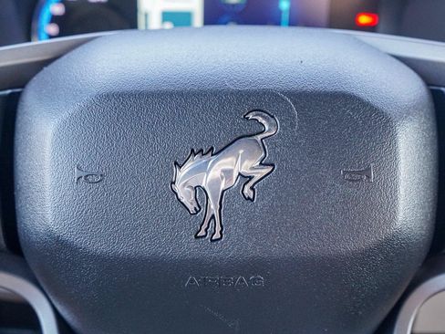 Certified 2022 Ford Bronco Wildtrak AWD/4WD image 15