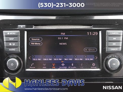 Used 2018 Nissan Rogue SL FWD image 24