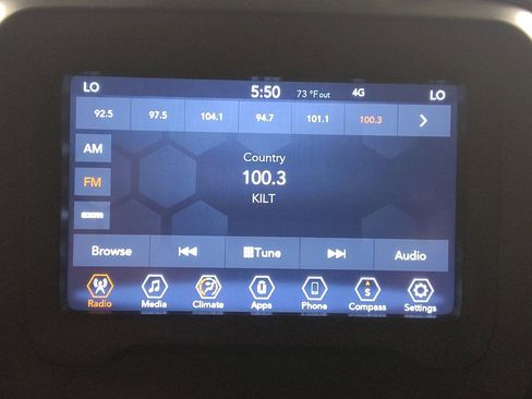 Used 2021 Jeep Renegade Latitude image 25