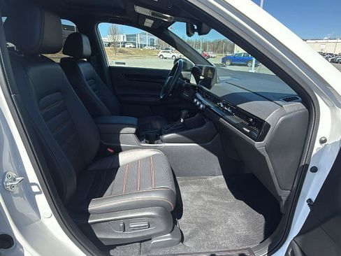 Used 2025 Honda CR-V Sport Touring image 19