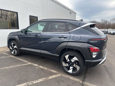 Used 2024 Hyundai Kona Limited image 8