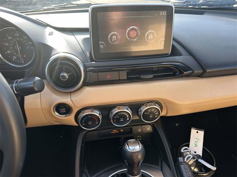 Used 2016 MAZDA MX-5 Miata Grand Touring image 14