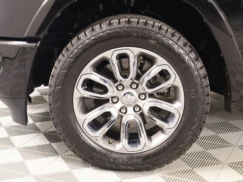 Used 2021 RAM 1500 Laramie w/ Sport Appearance Package AWD/4WD image 18