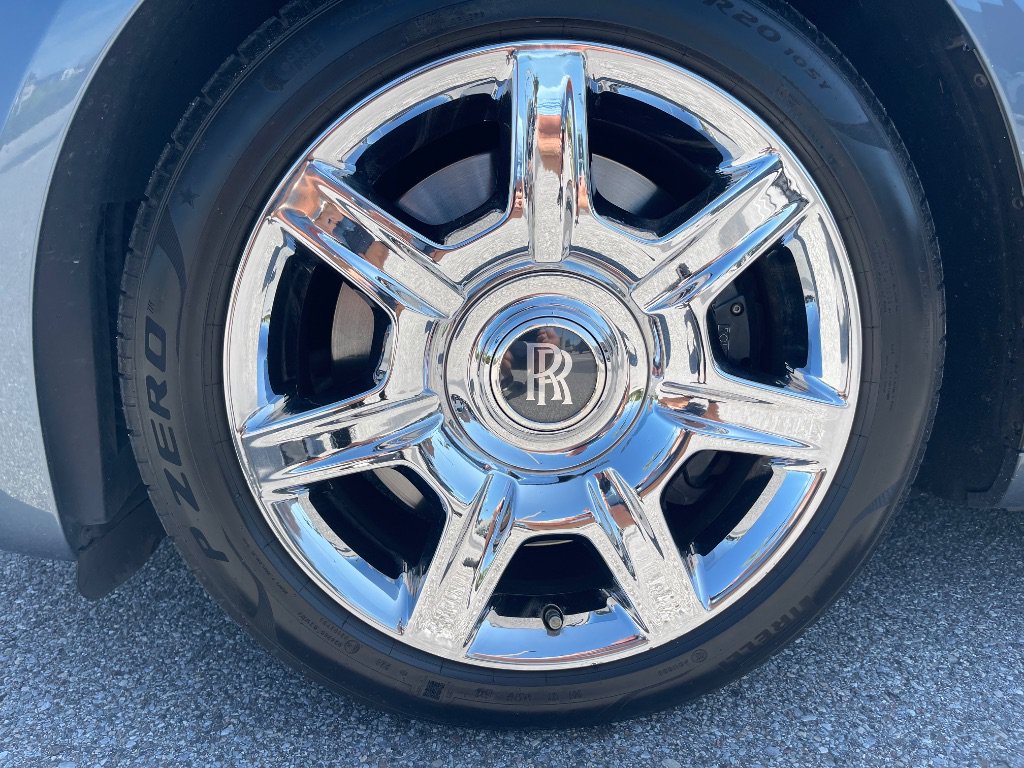 Used 2011 Rolls-Royce Ghost RWD image 13
