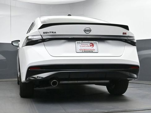 New 2026 Nissan Sentra SR w/ Floor Mat Package FWD image 24