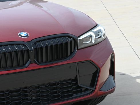 New 2026 BMW 330i Sedan w/ M Sport Package image 6