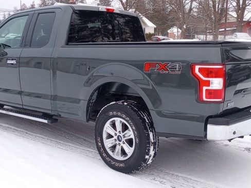 Used 2018 Ford F150 XLT w/ Equipment Group 302A Luxury image 5