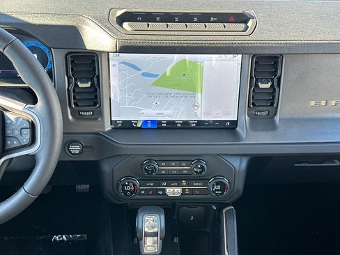 New 2025 Ford Bronco Badlands image 20