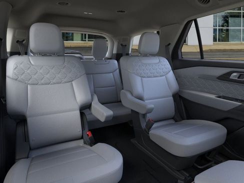 New 2026 Ford Explorer Platinum AWD/4WD image 11