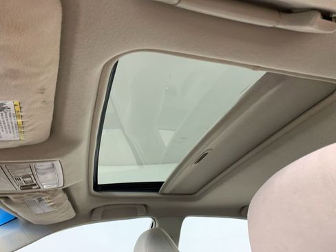 Used 2009 Toyota Camry Hybrid FWD image 25