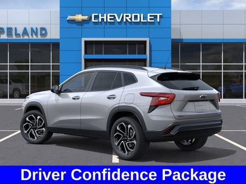 New 2026 Chevrolet Trax RS w/ Driver Confidence Package FWD image 4