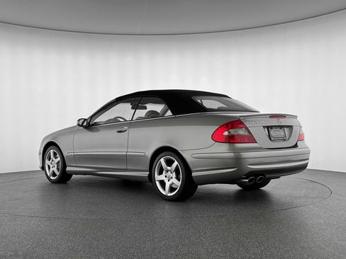 Used 2007 Mercedes-Benz CLK 550 Cabriolet image 3