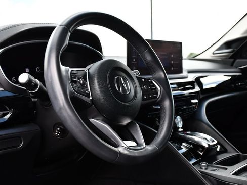 Certified 2025 Acura MDX w/ Technology Package AWD/4WD image 14