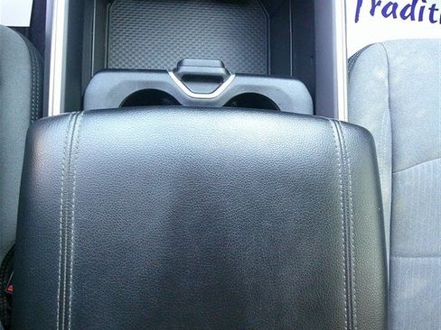 Used 2019 RAM 2500 Big Horn AWD/4WD image 15