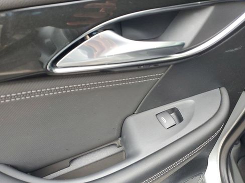 Used 2025 Buick Envision Preferred image 46