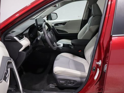 Used 2023 Toyota RAV4 XLE Premium AWD/4WD image 11