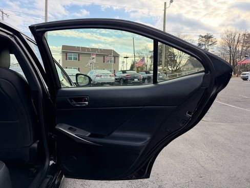 Used 2016 Lexus IS 350 AWD image 26