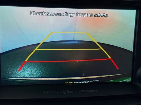 Used 2017 Kia Sorento SX image 19