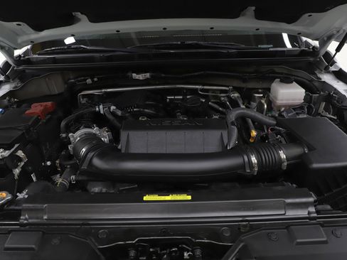Used 2024 Nissan Frontier S w/ Technology Package image 23