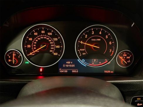 Used 2016 BMW 328i Gran Turismo xDrive image 13