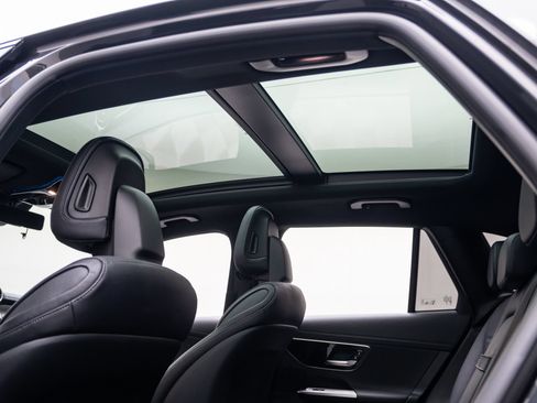 Certified 2024 Mercedes-Benz GLC 43 AMG 4MATIC image 19
