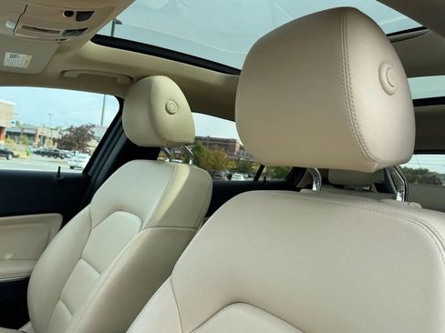 Used 2018 Mercedes-Benz GLA 250 4MATIC image 10