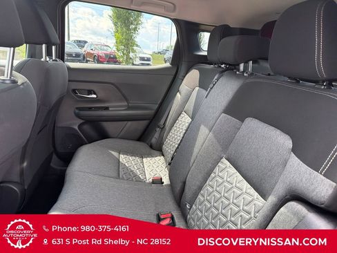 New 2026 Nissan Kicks SV w/ SV Premium Package FWD image 30