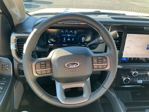 New 2026 Ford F250 Lariat w/ Chrome Package image 21