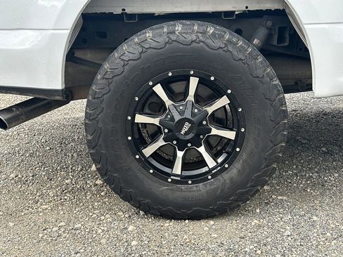 Used 2017 Ford F150 XLT image 18